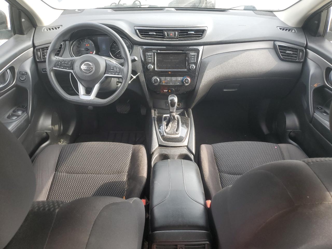 2021 Nissan Rogue - Image 8