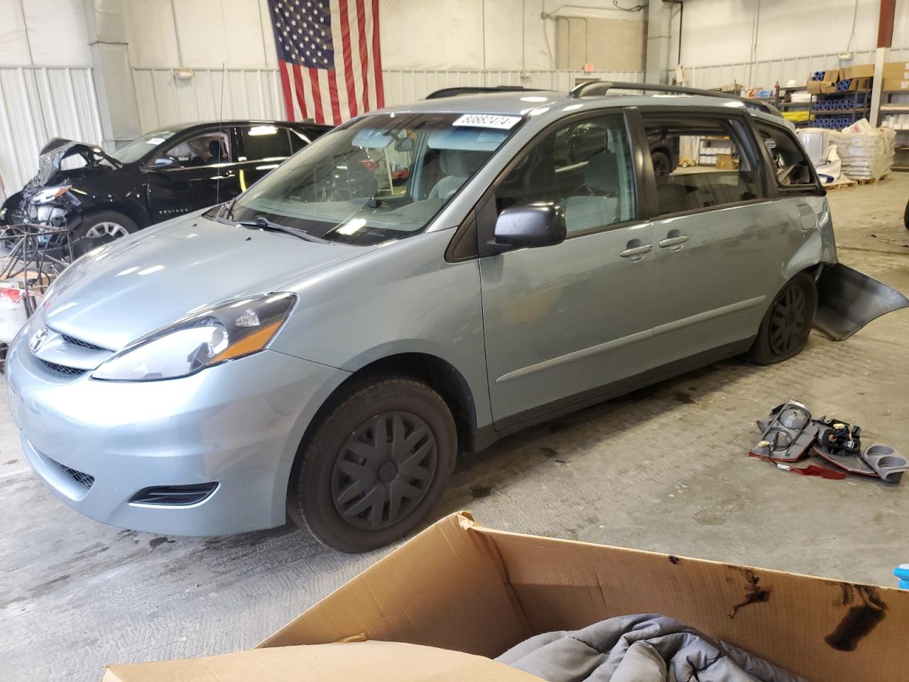 2007 Toyota Sienna - Image 1