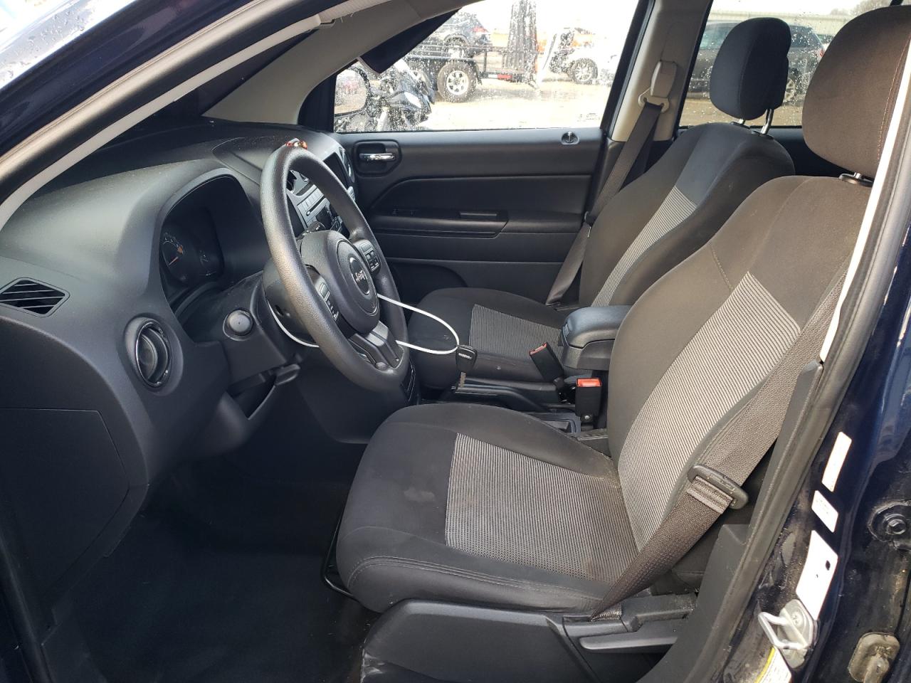 2017 Jeep Compass - Image 7
