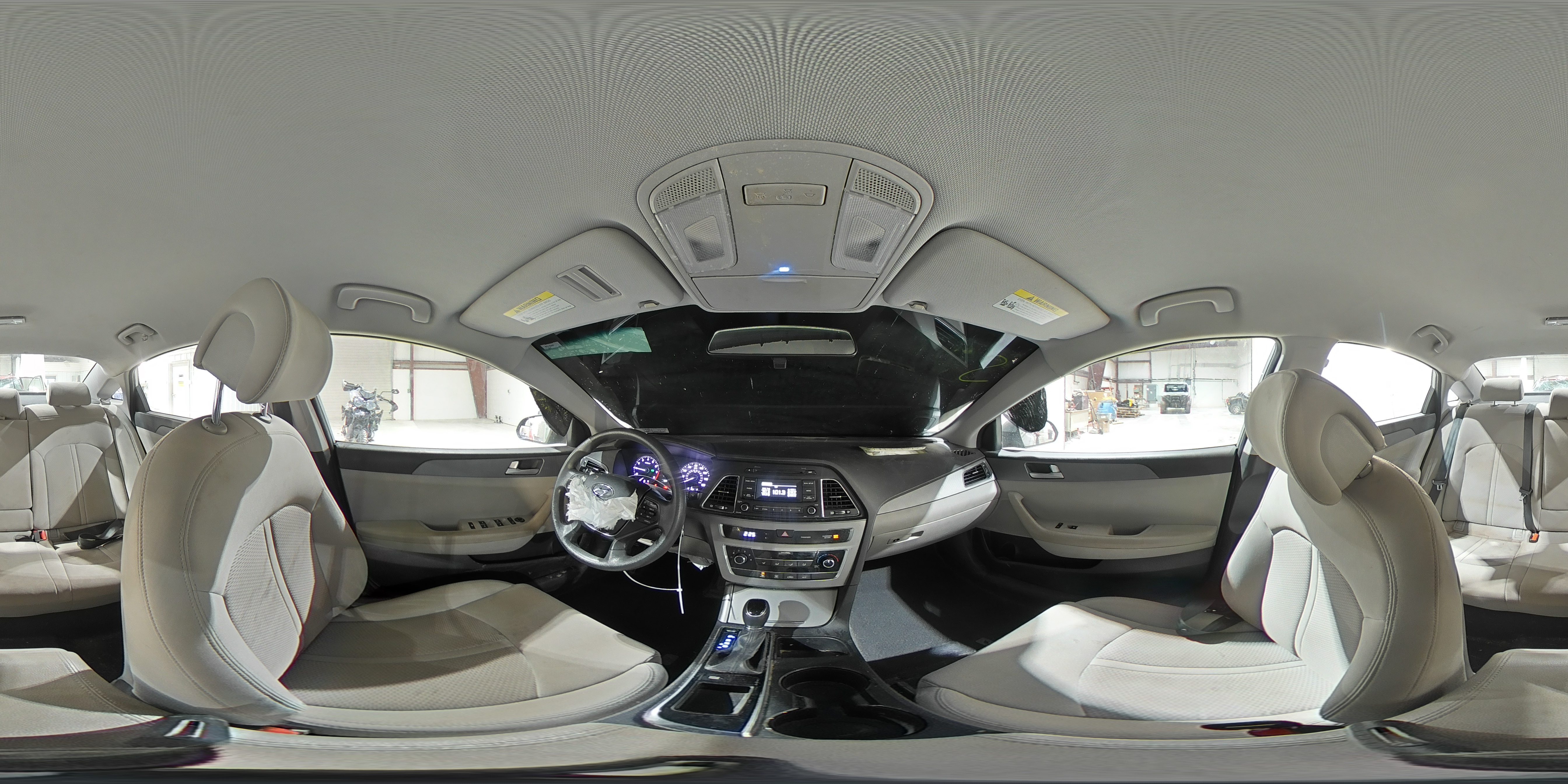 2017 Hyundai Sonata - Image 14