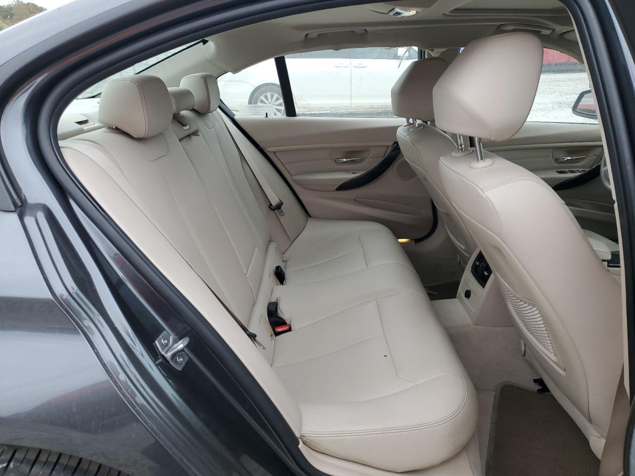 2013 BMW 3er - Image 10