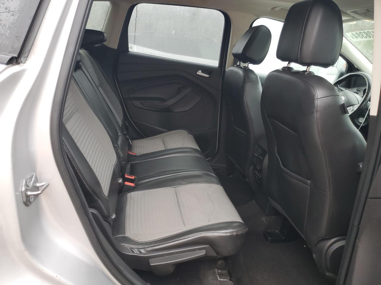 2017 Ford Escape - Image 11