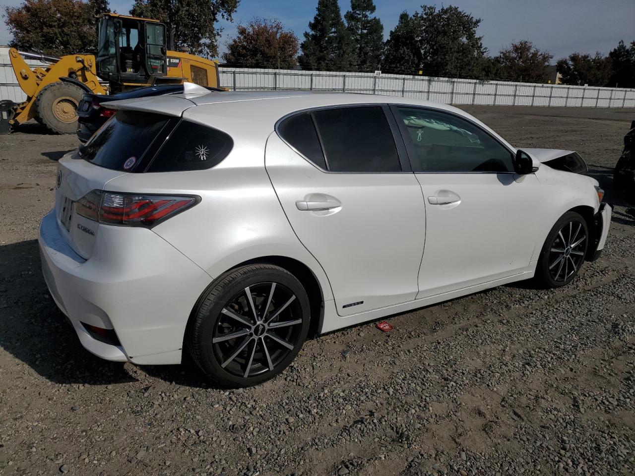 2015 Lexus CT - Image 3