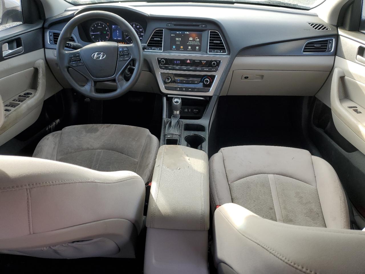 2017 Hyundai Sonata - Image 8