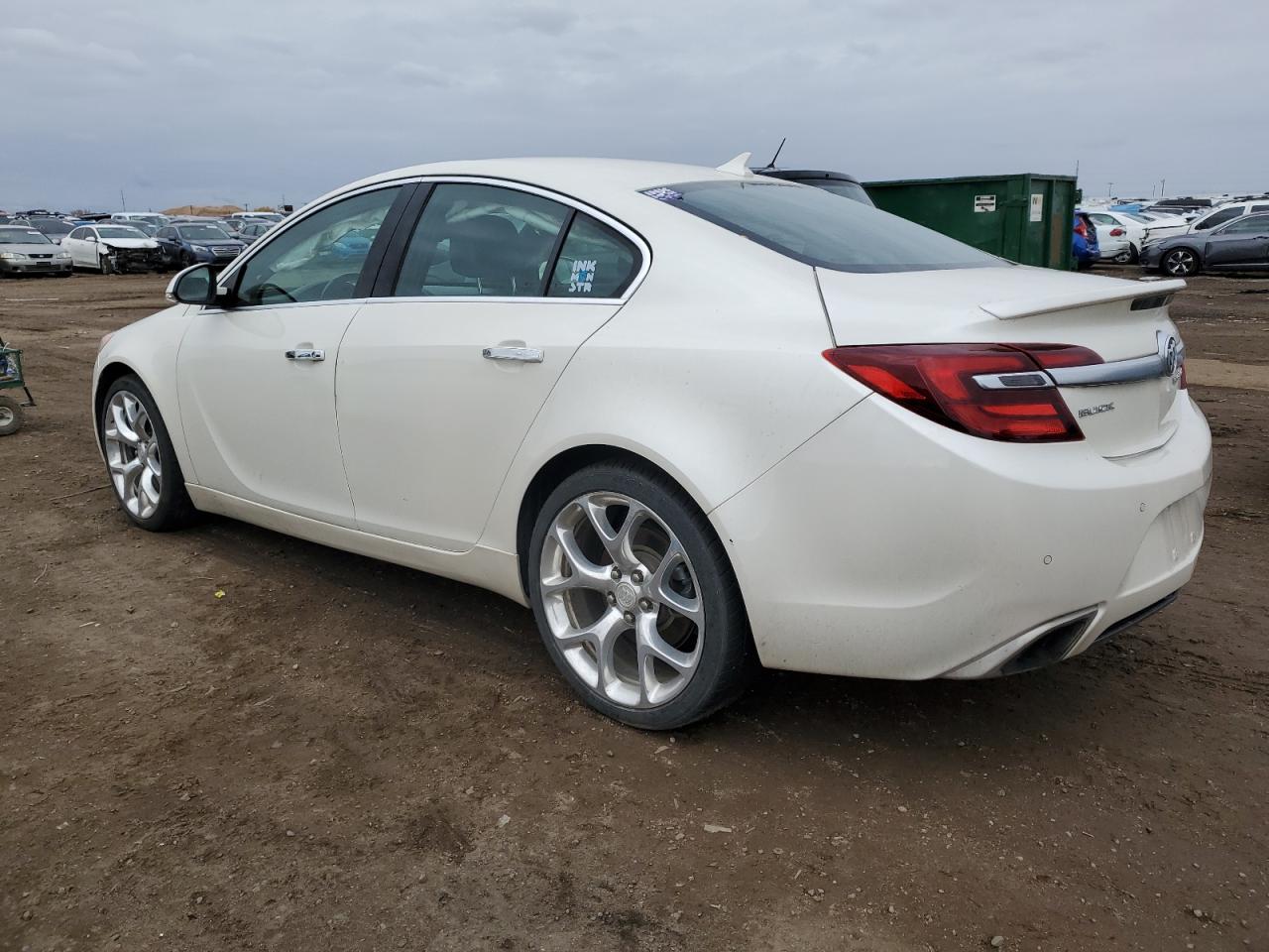 2014 Buick Regal - Image 2