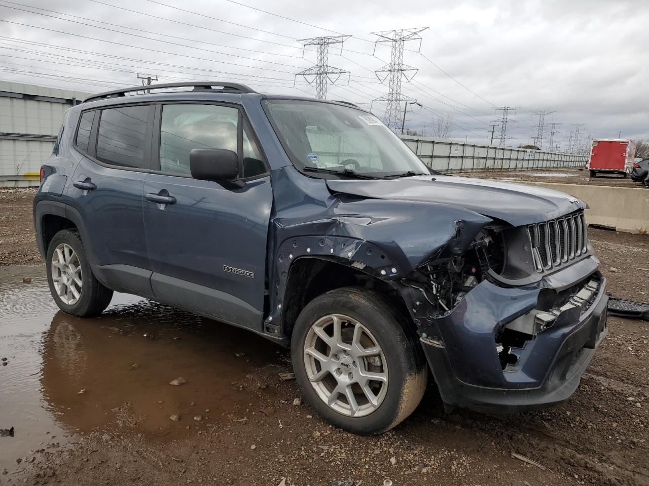 VIN ZACNJDB10NPN72913 2022 JEEP RENEGADE no.4