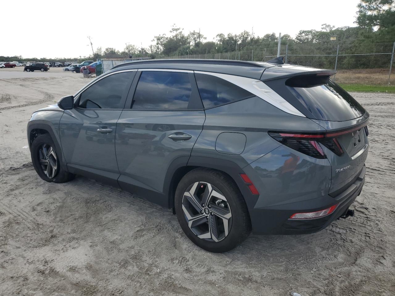 2024 Hyundai Tucson - Image 2