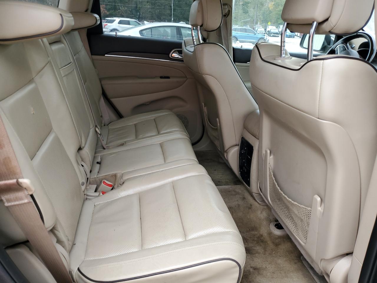 2016 Jeep Grand Cherokee - Image 10