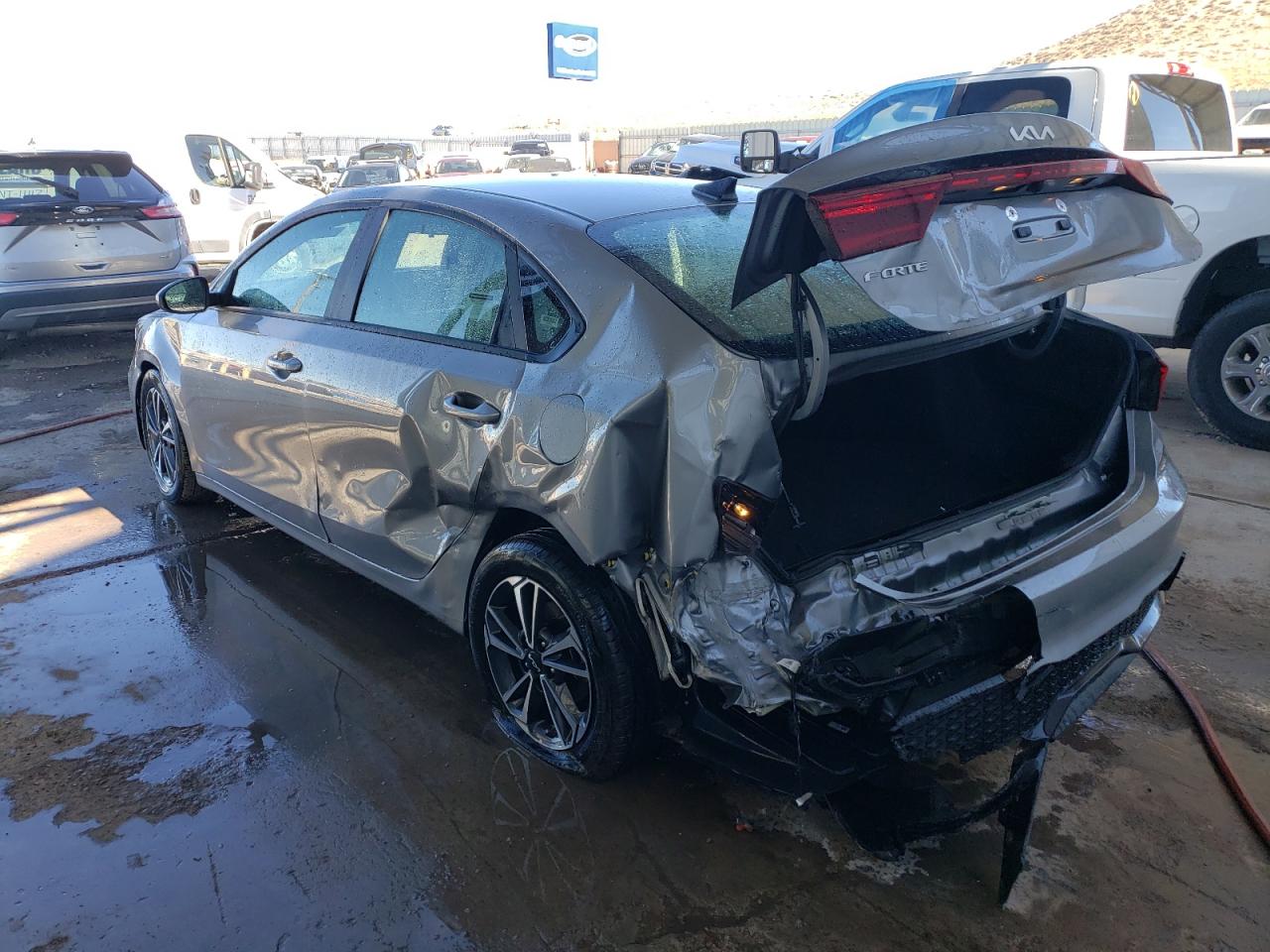 2024 Kia Forte - Image 2
