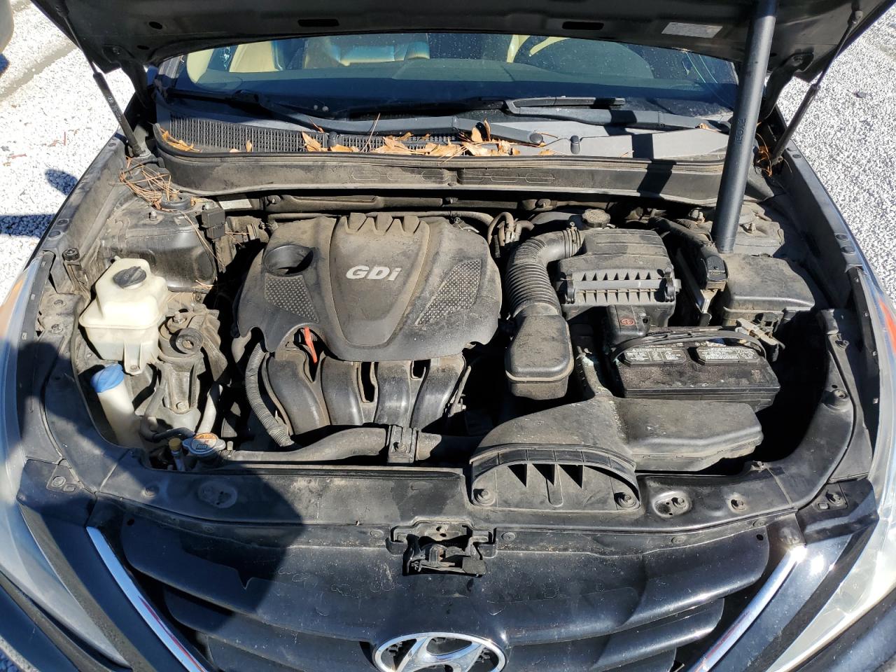2013 Hyundai Sonata - Image 11