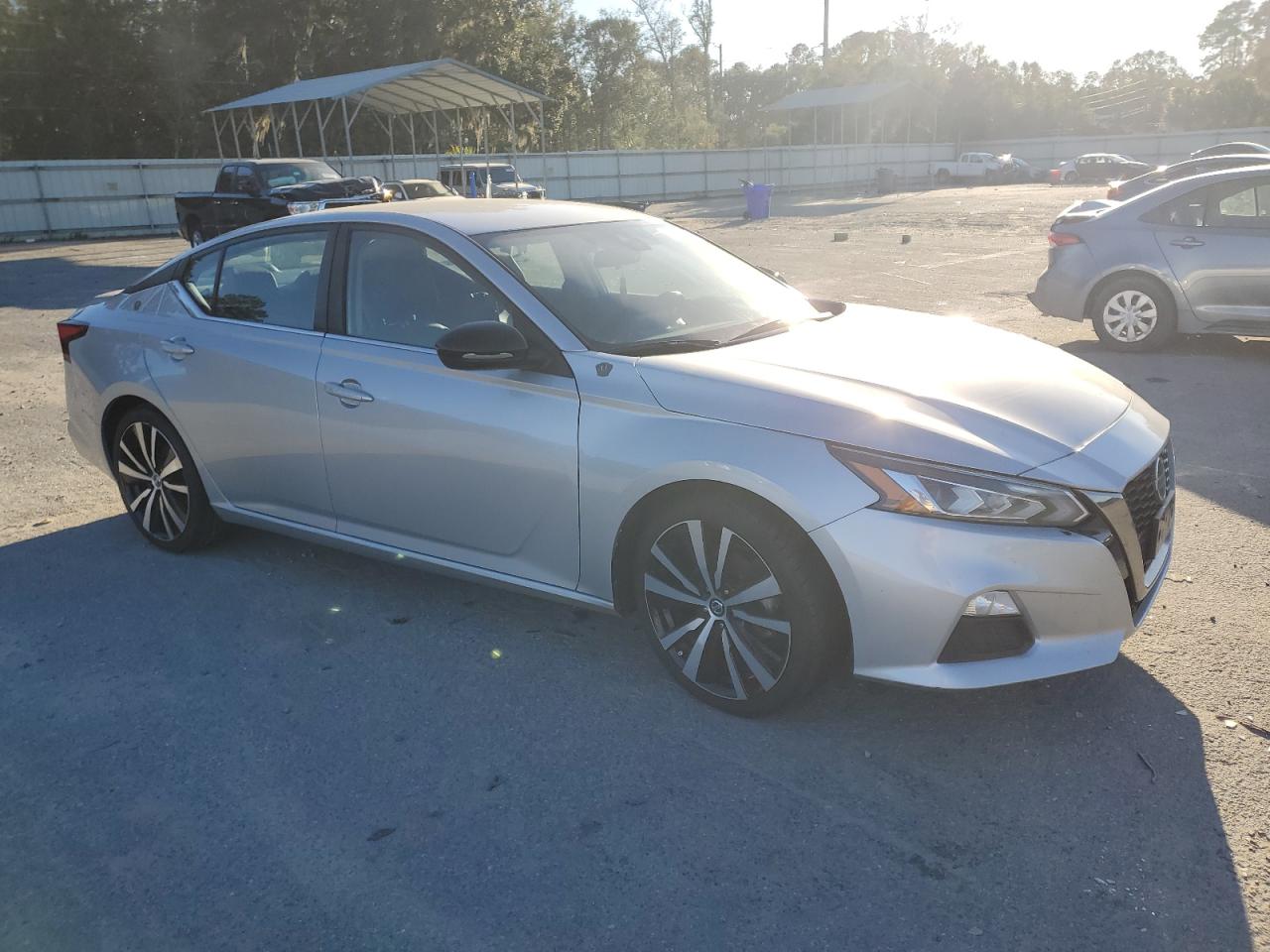 2021 Nissan Altima - Image 4
