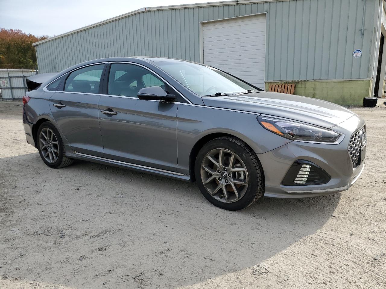 2019 Hyundai Sonata - Image 4