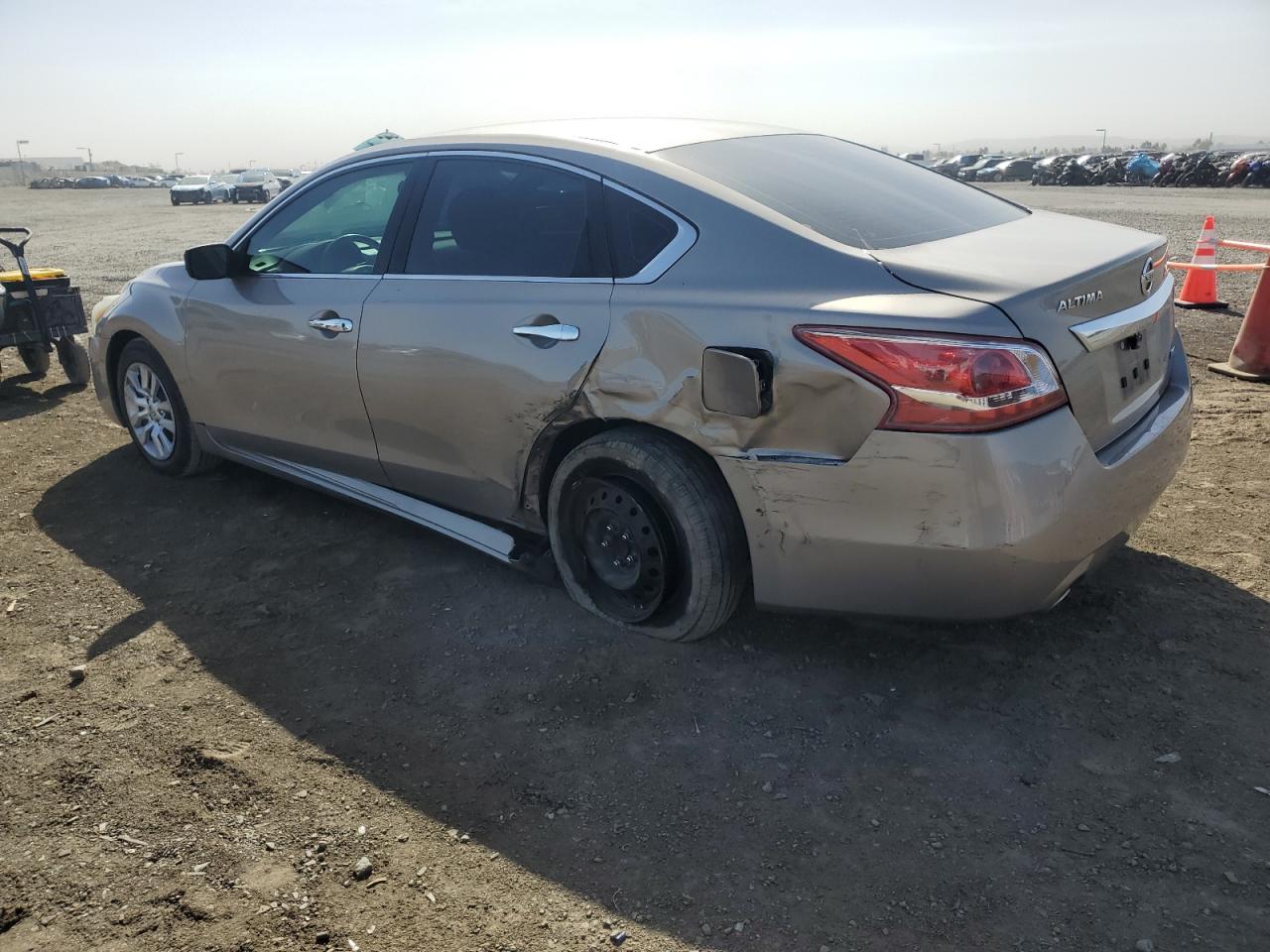 2013 Nissan Altima - Image 2