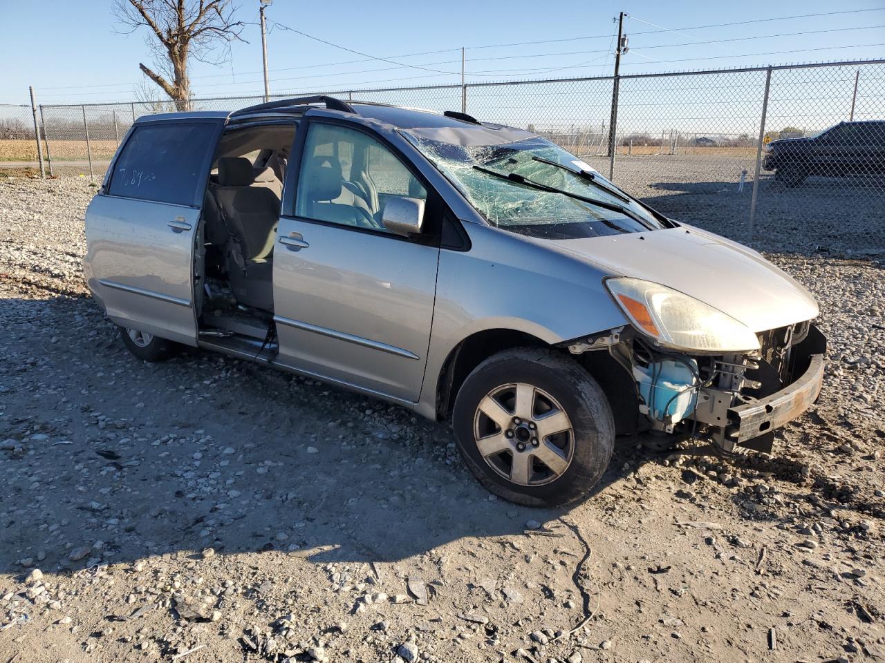 2005 Toyota Sienna - Image 4