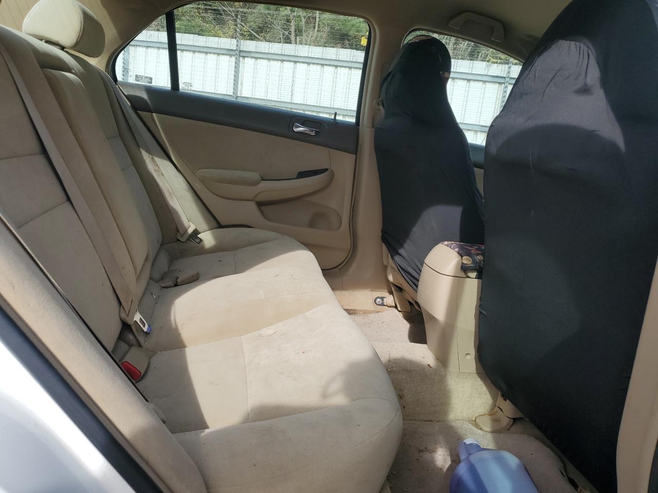 2006 Honda Accord - Image 10