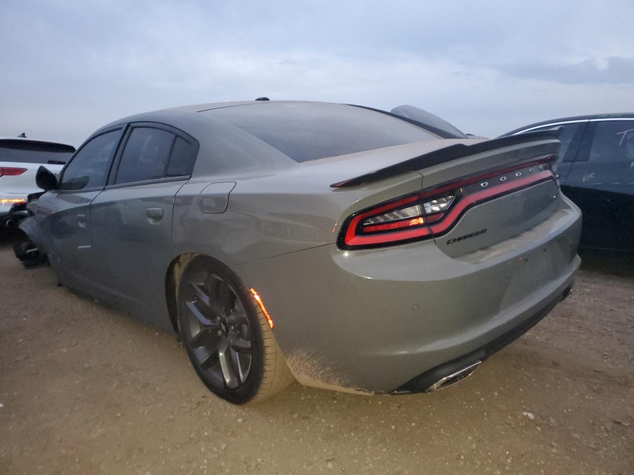 VIN 2C3CDXBG5KH572012 2019 DODGE CHARGER no.2