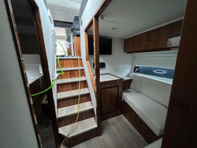 2024 RIVIERA/EDMONDS YACHT SALES YACHT 46SY