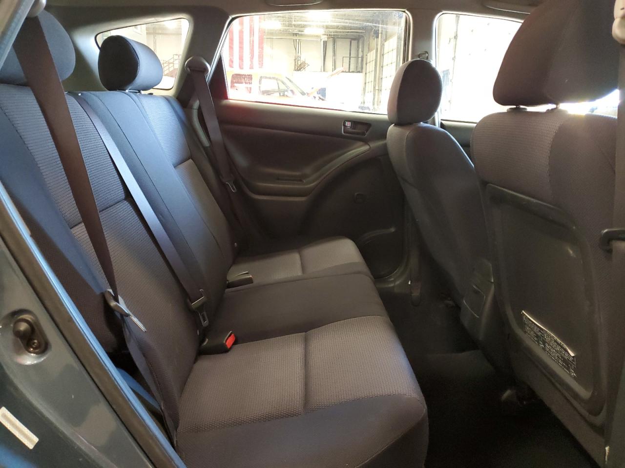 2006 Pontiac Vibe - Image 10
