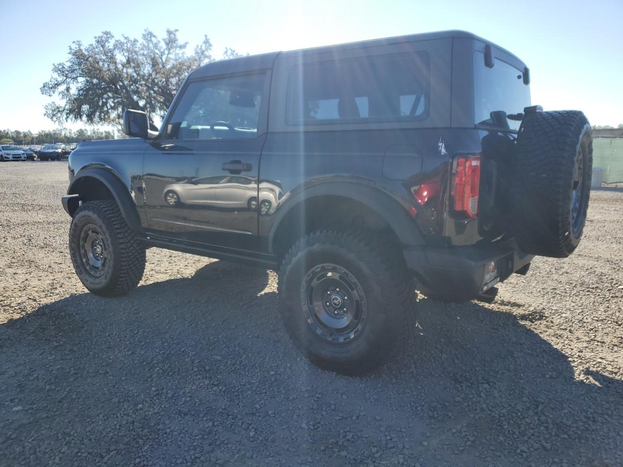 2023 Ford Bronco - Image 2