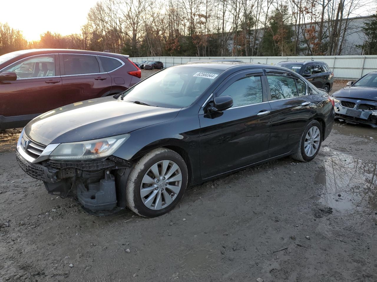 VIN 1HGCR2F78FA065783 2015 HONDA ACCORD no.1