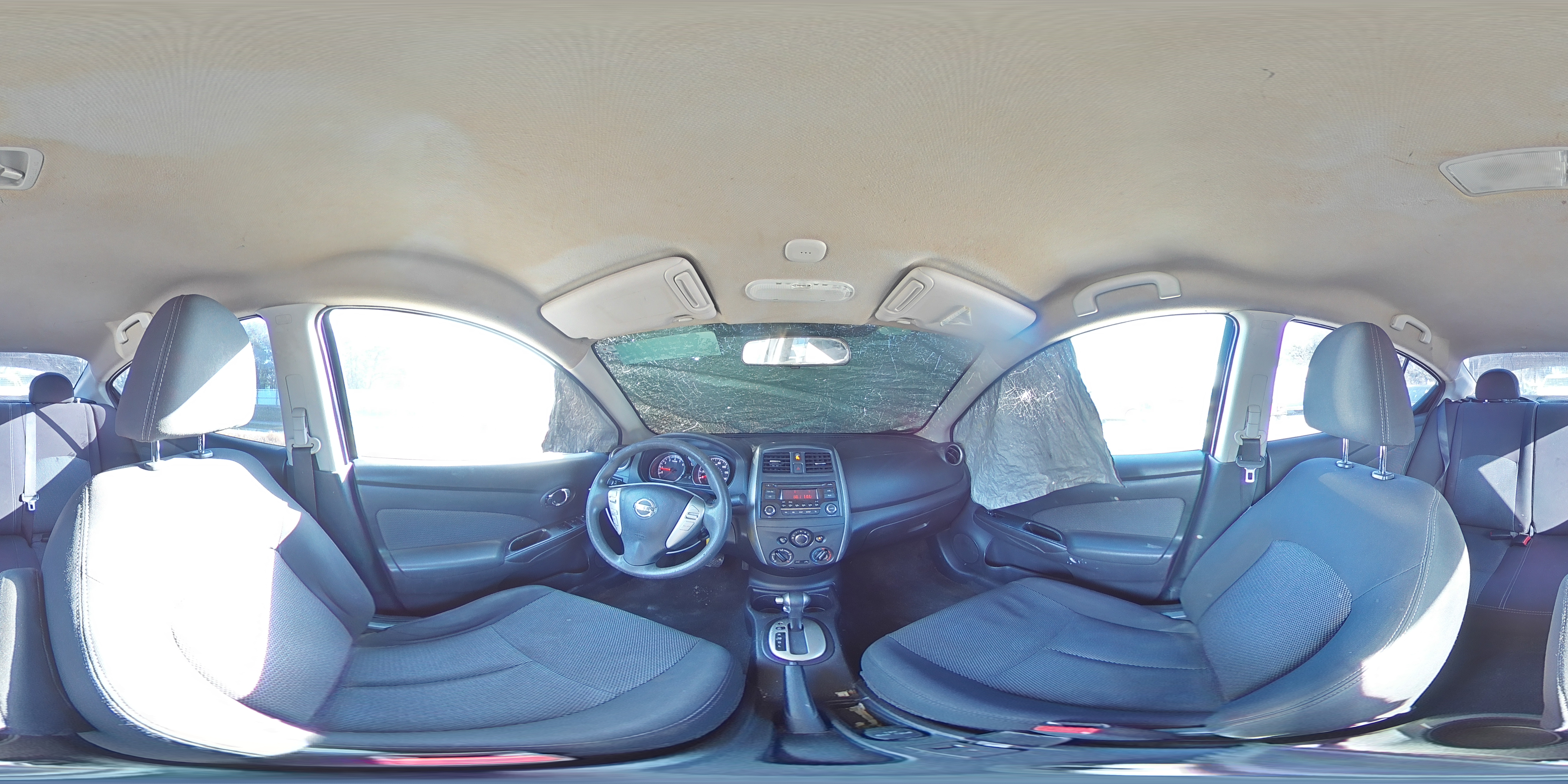 2016 Nissan Versa - Image 15