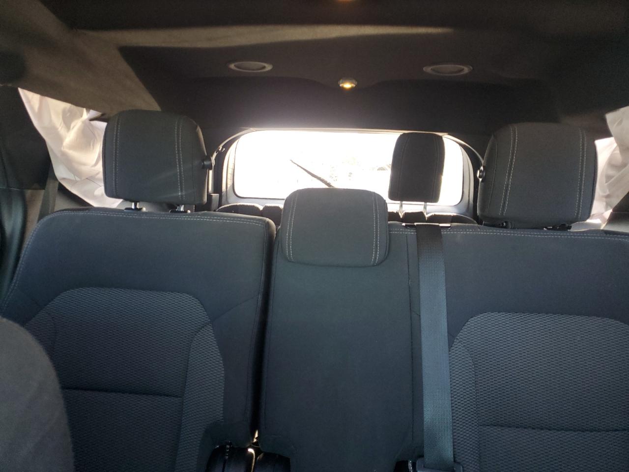 2017 Ford Explorer - Image 10