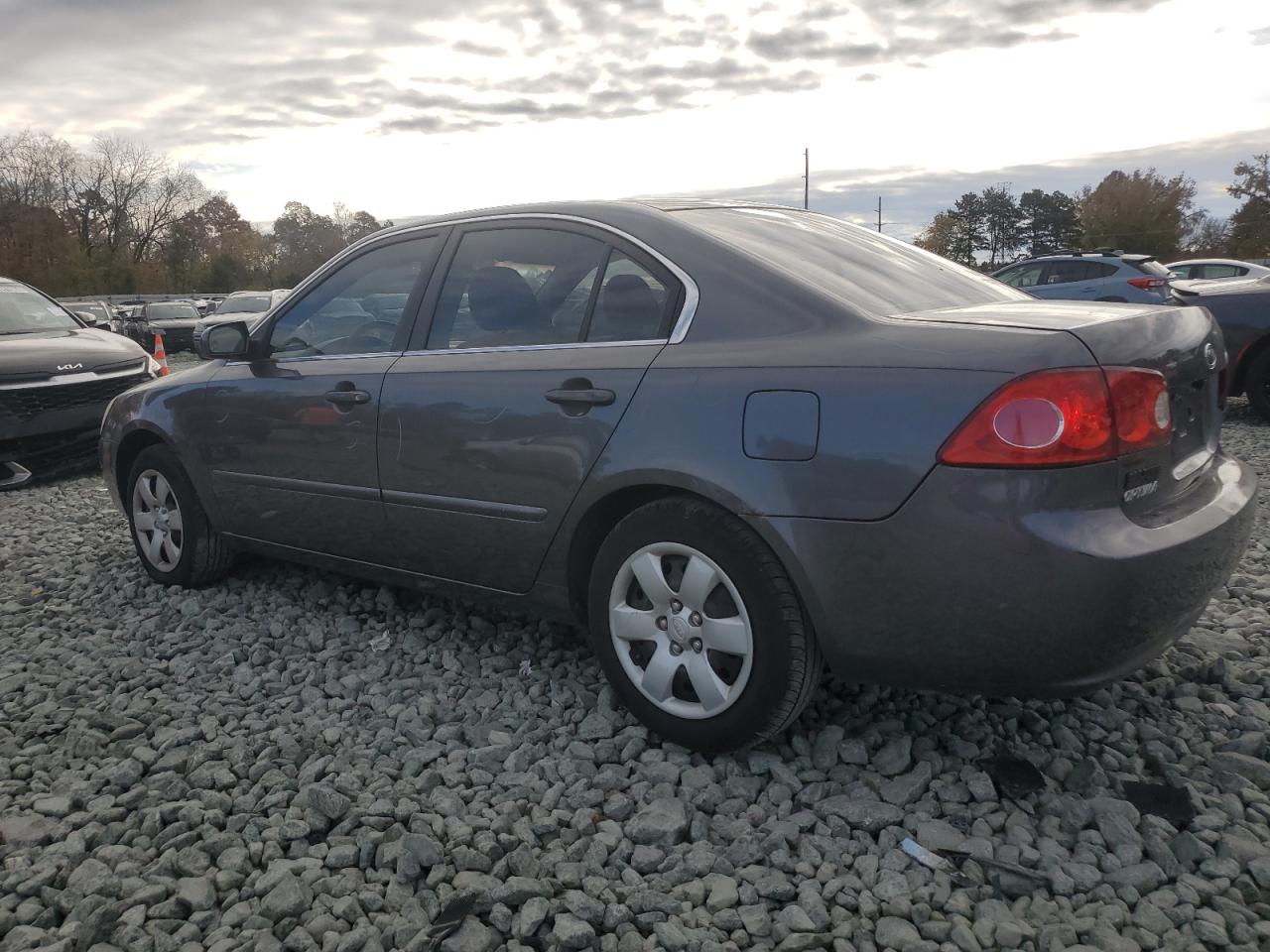 2006 Kia Optima - Image 2