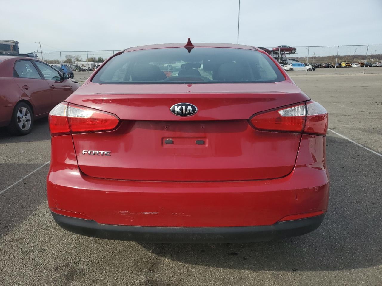 VIN KNAFK4A61G5510611 2016 KIA FORTE no.6