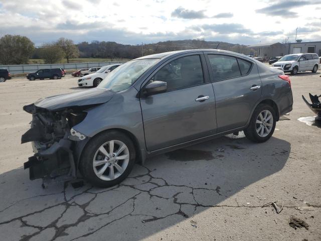  NISSAN VERSA 2016 Серый