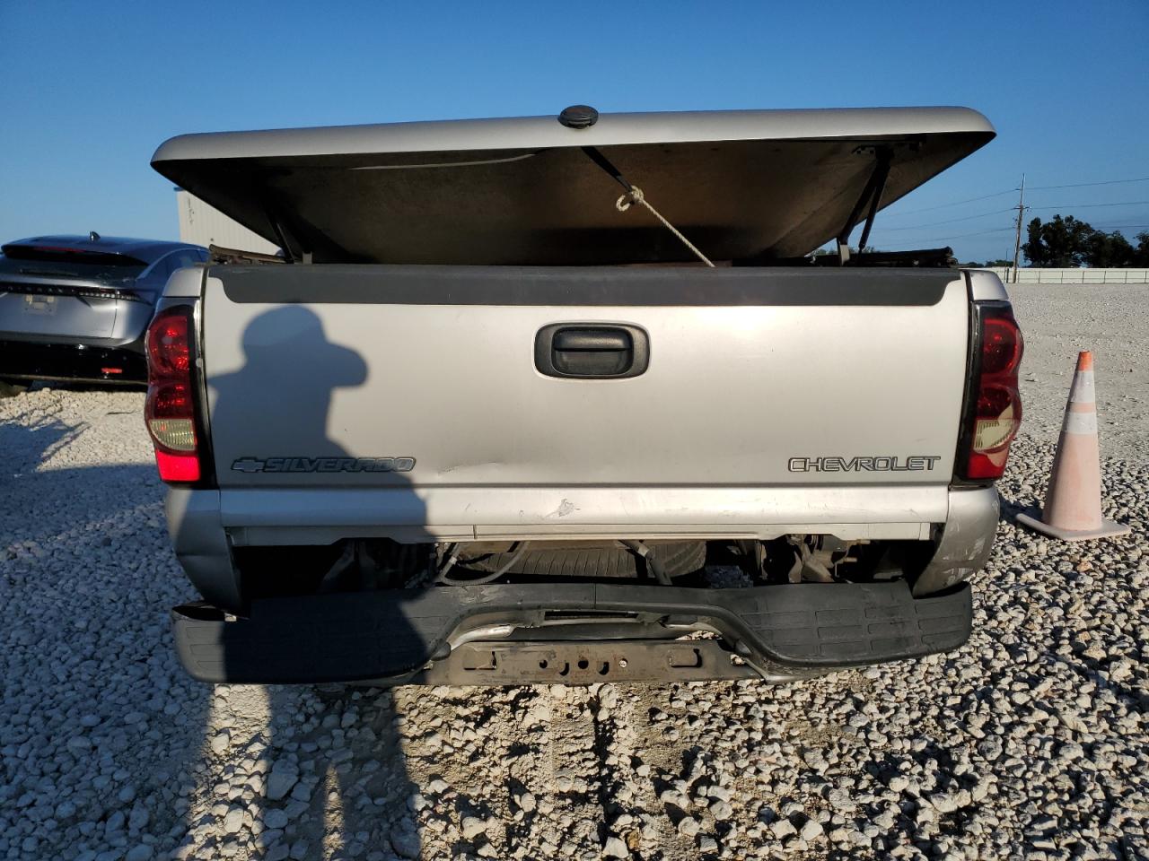 2004 Chevrolet Silverado C1500 VIN: 2GCEC19T841185103 Lot: 79290174