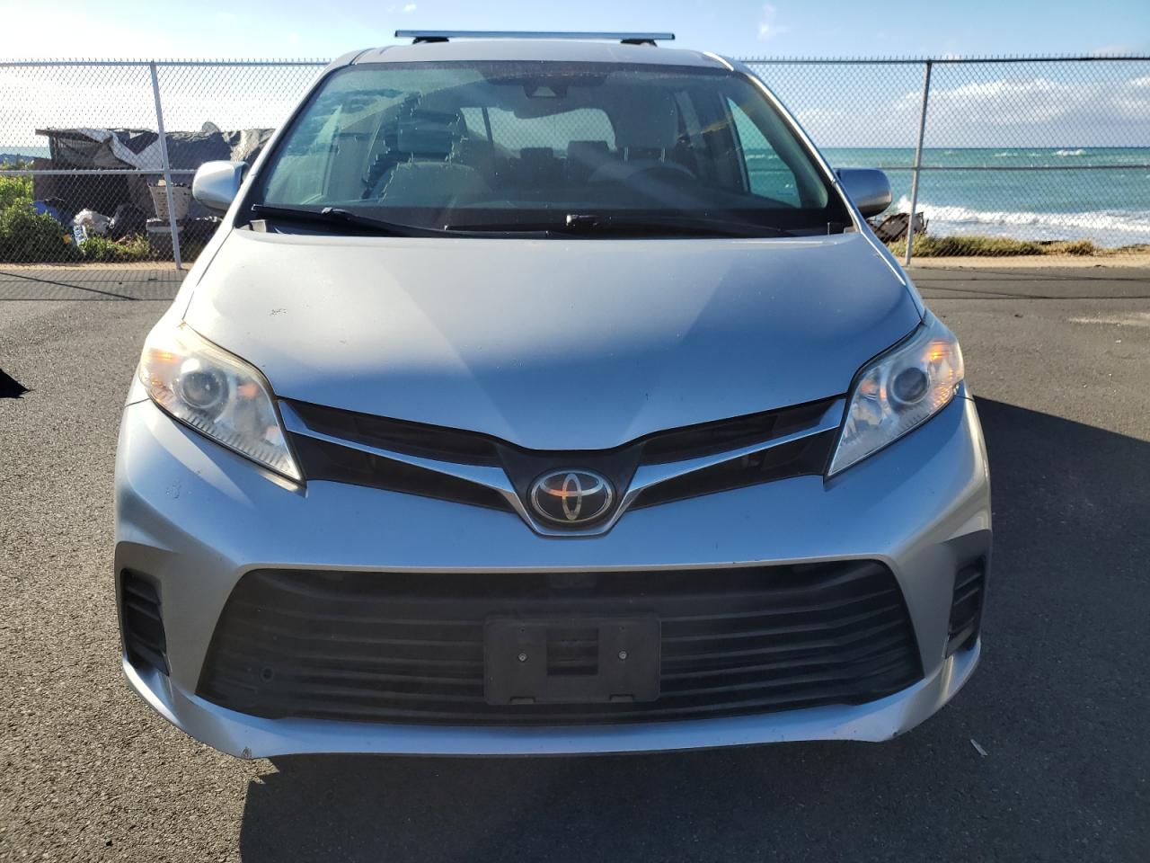 2019 Toyota Sienna - Image 5
