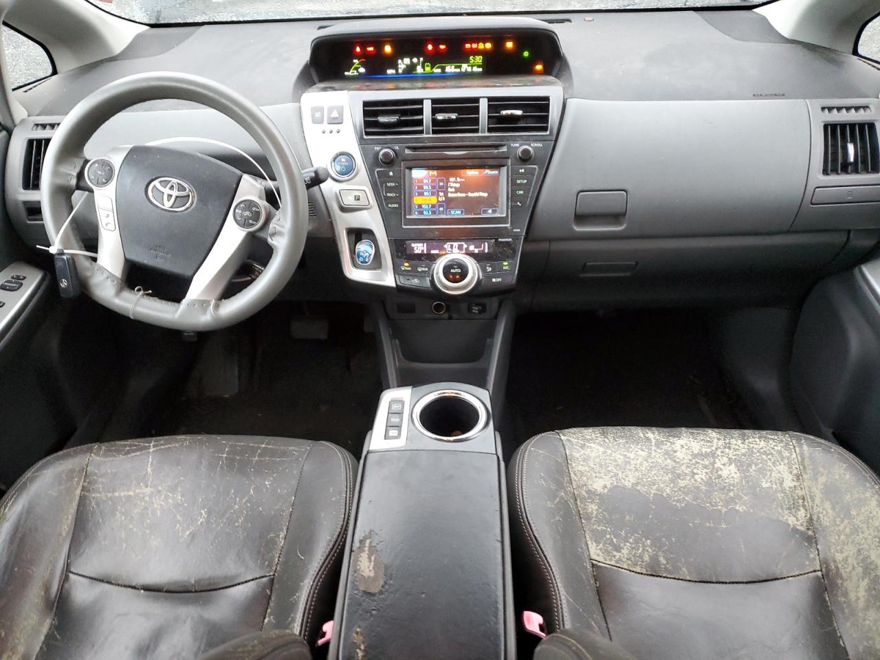 2012 Toyota Prius - Image 8