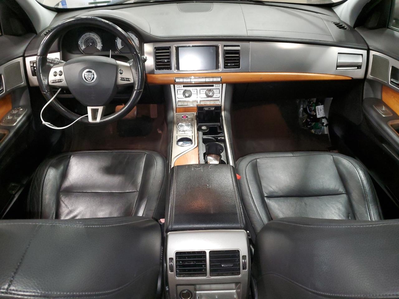 2010 Jaguar Xf Luxury VIN: SAJWA0FA1AHR66076 Lot: 82639944
