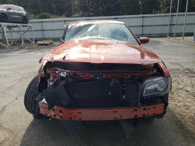  CHRYSLER 300 2021 Оранжевый