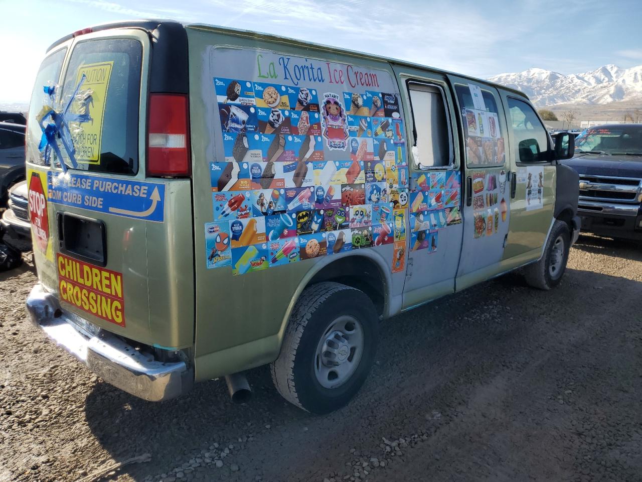 2006 Chevrolet Express - Image 3