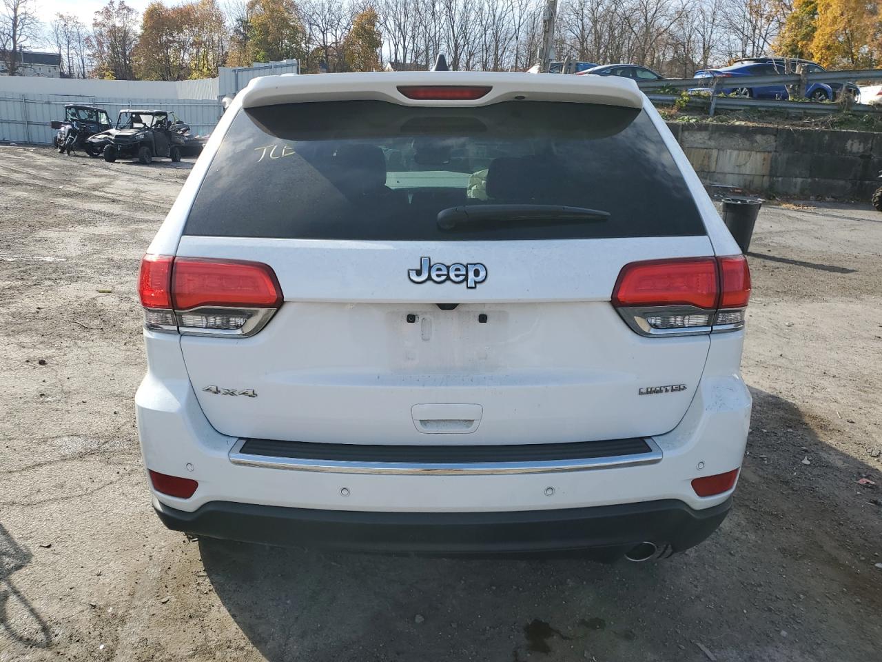 2018 Jeep Grand Cherokee - Image 6