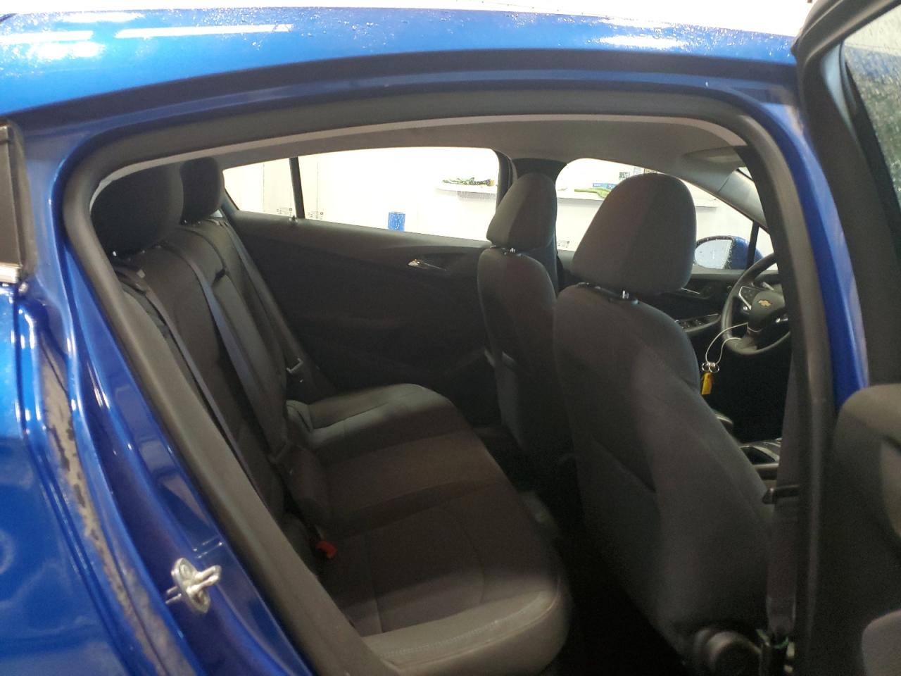 2017 Chevrolet Cruze - Image 10