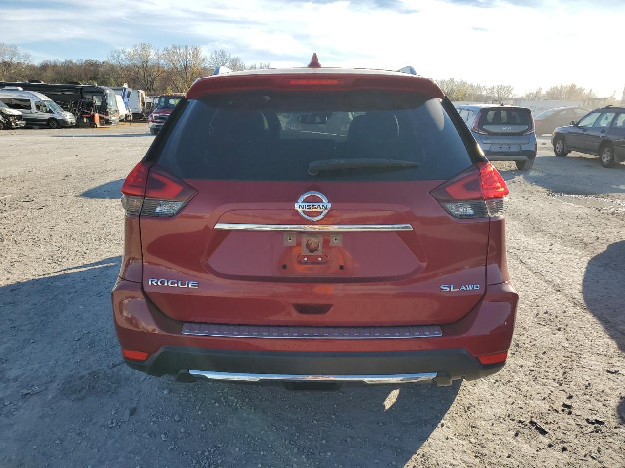 2017 Nissan Rogue - Image 6