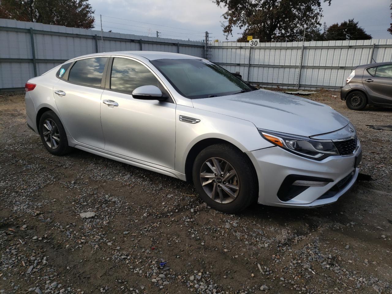 2019 Kia Optima - Image 4