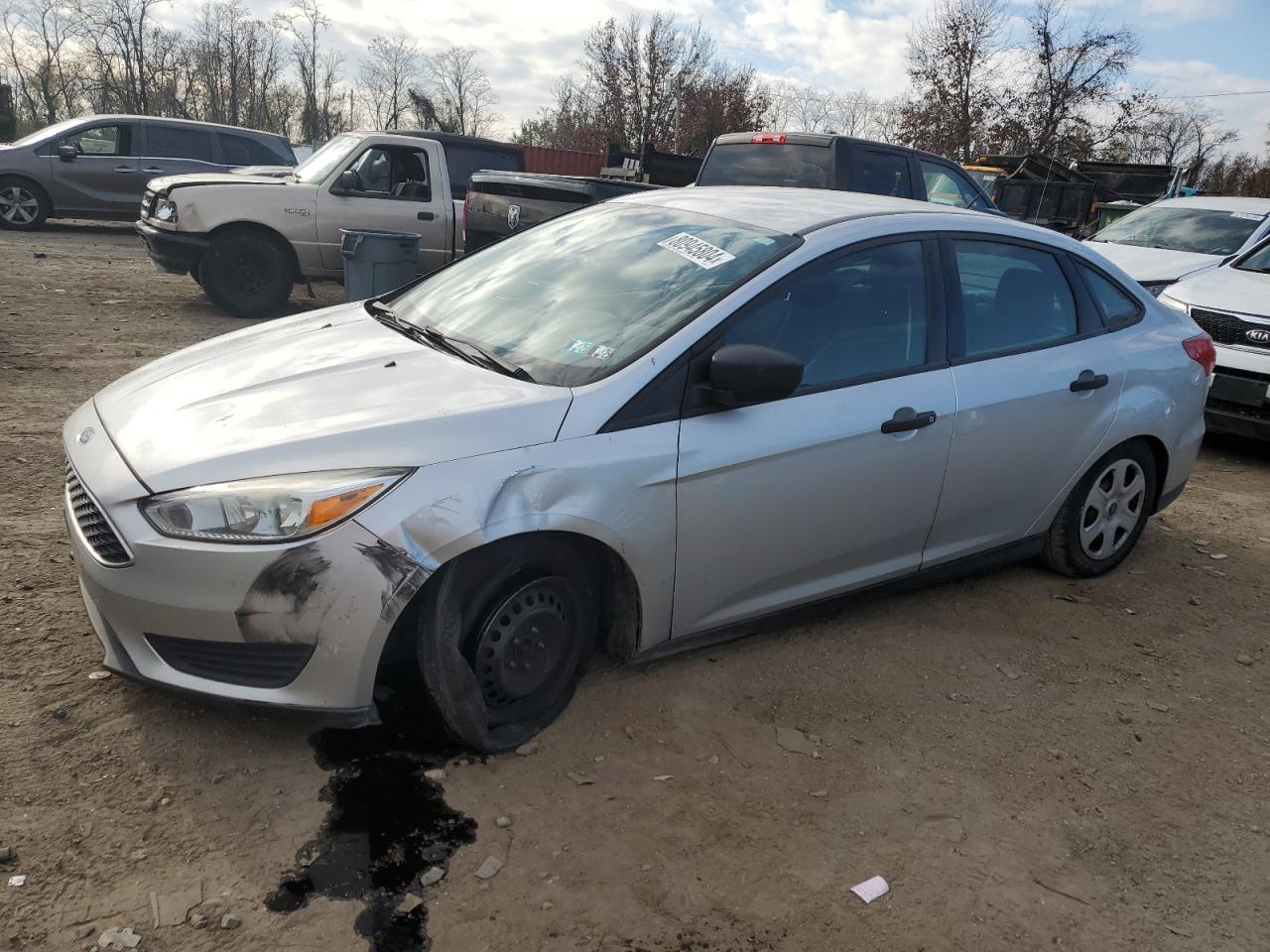 VIN 1FADP3E25GL331051 2016 FORD FOCUS no.1