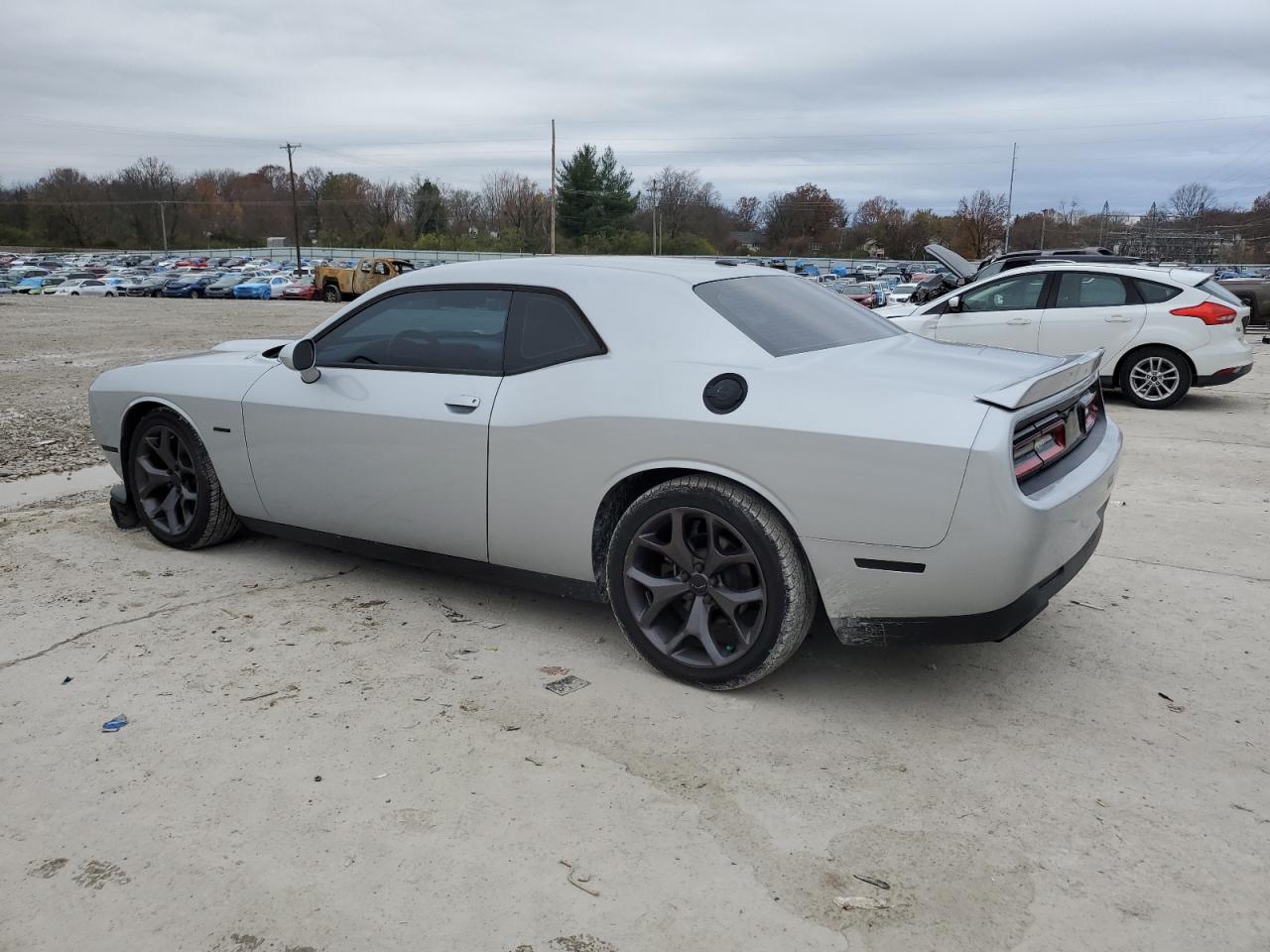 2019 Dodge Challenger - Image 2
