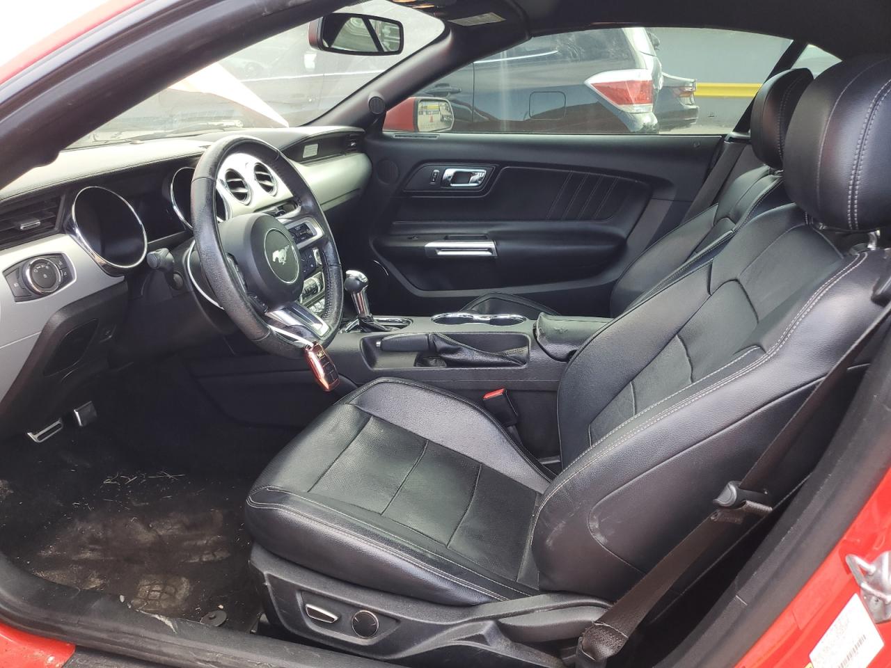 2016 Ford Mustang - Image 7