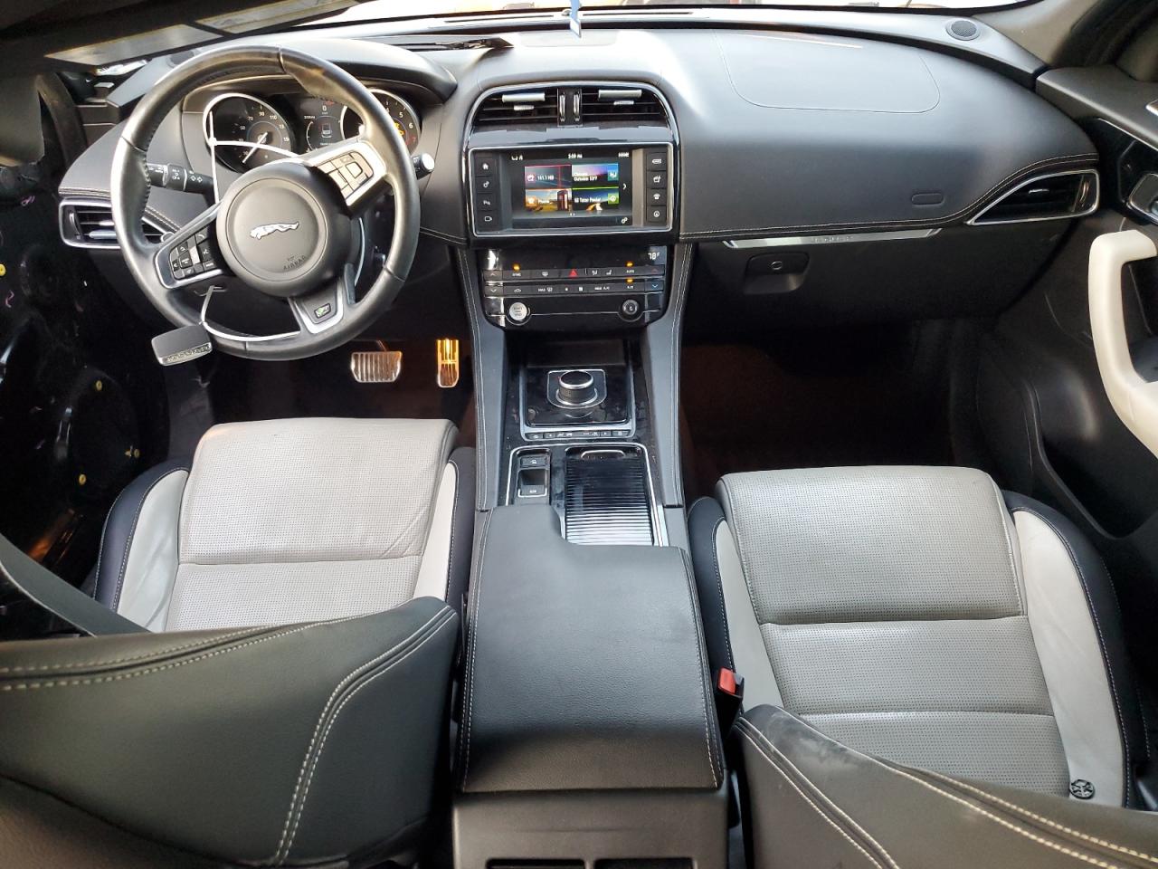 2018 Jaguar F-Pace - Image 8