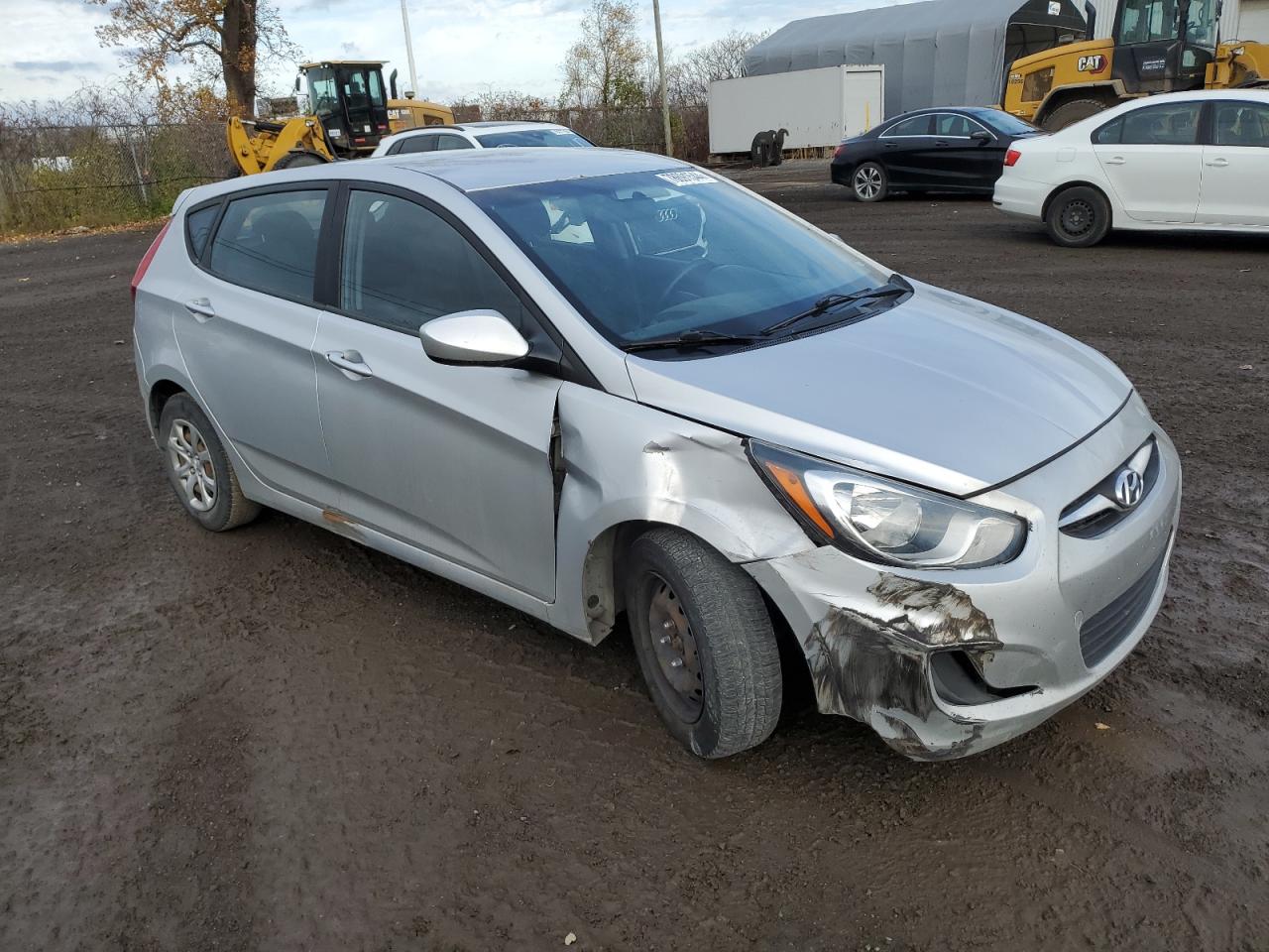 2014 Hyundai Accent - Image 4