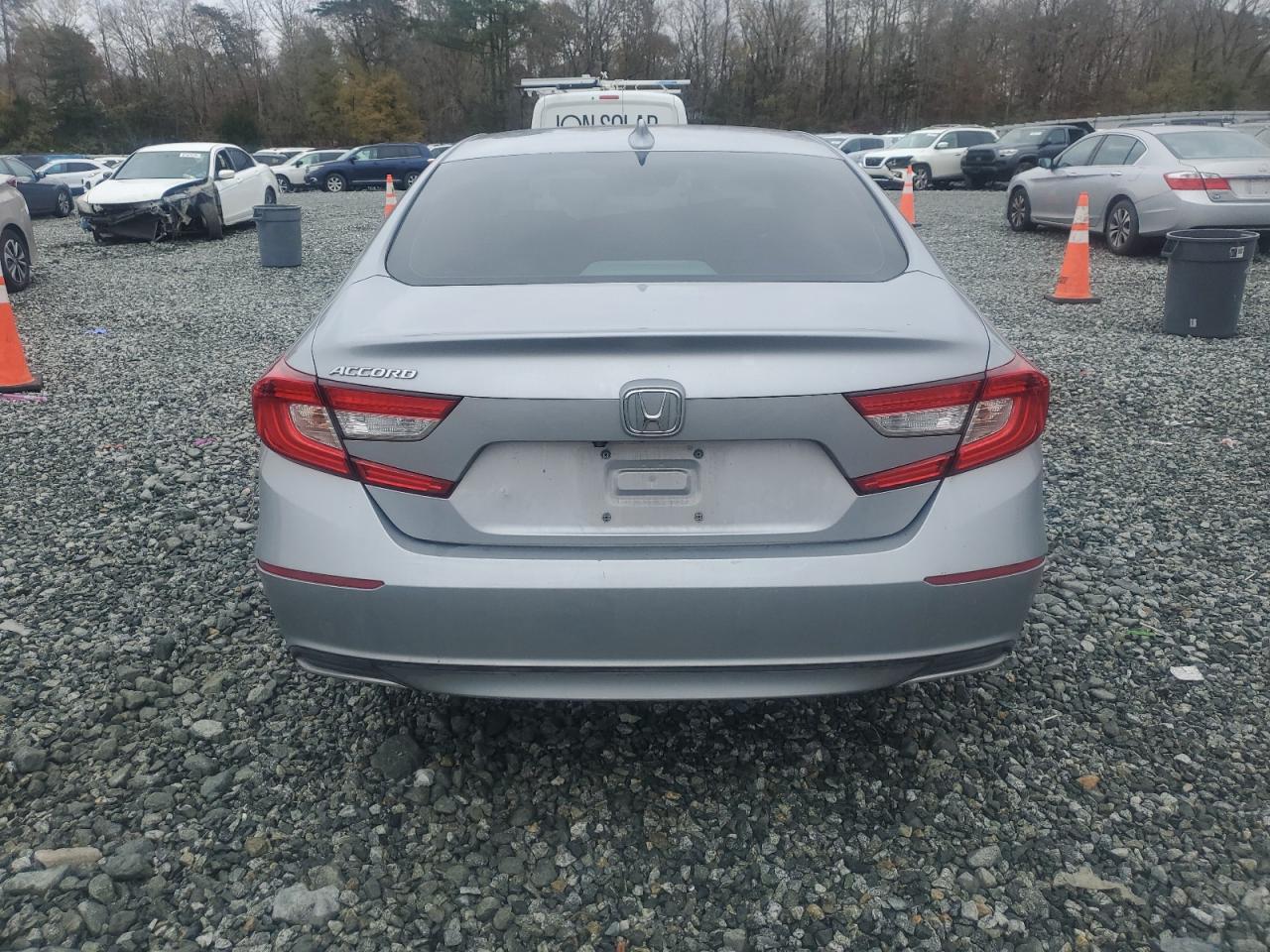 2018 Honda Accord Ex VIN: 1HGCV1F41JA042365 Lot: 79246694