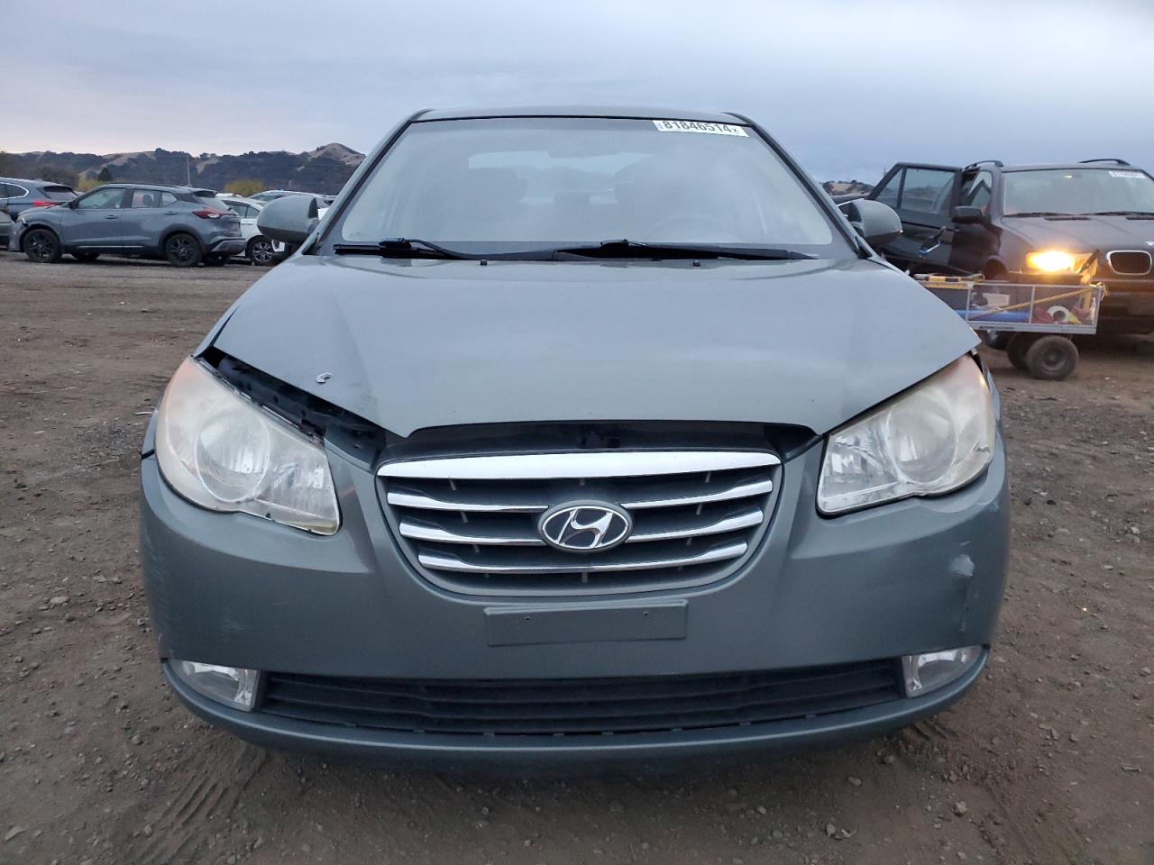 2010 Hyundai Elantra - Image 5