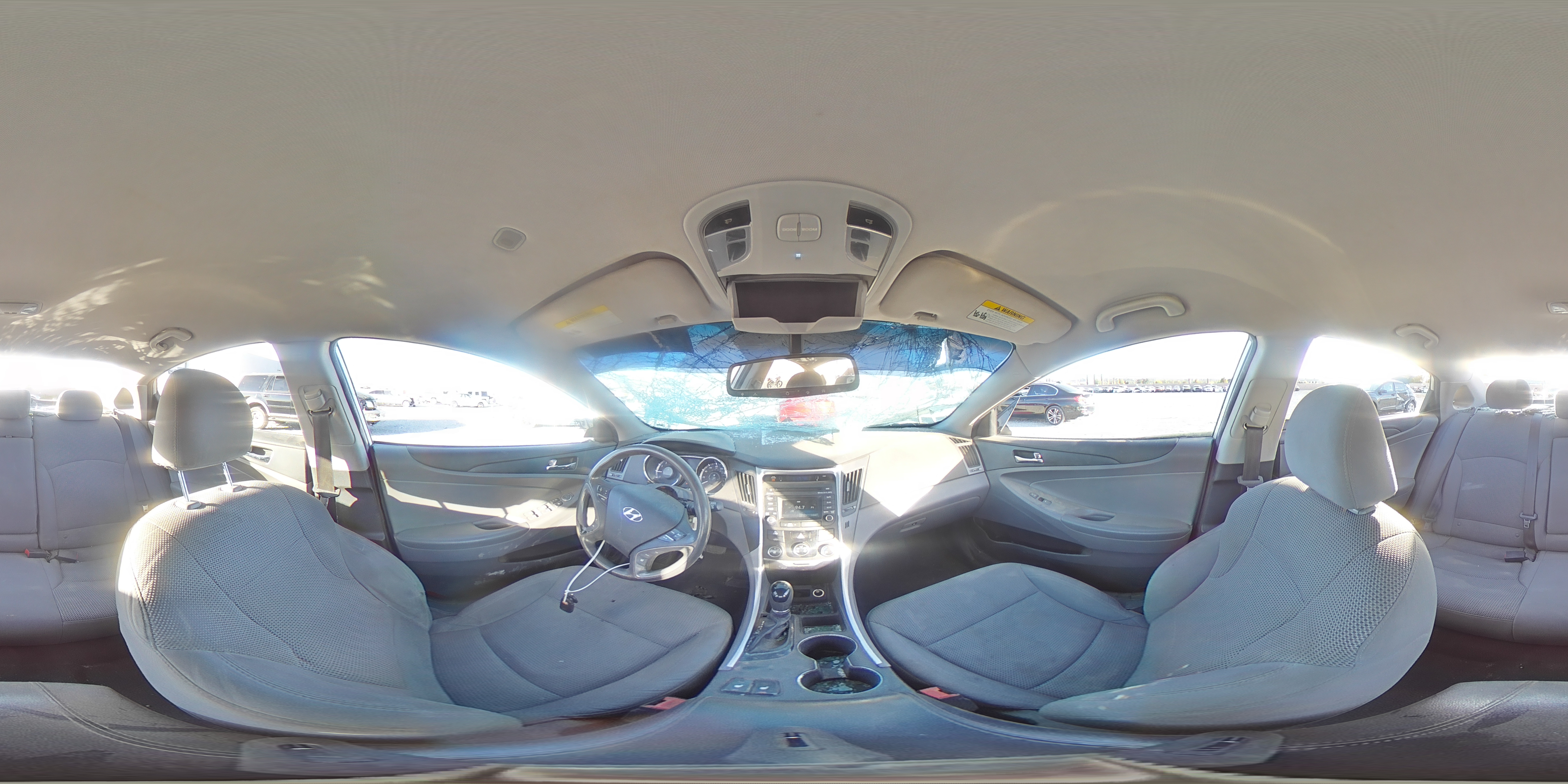 2014 Hyundai Sonata - Image 13