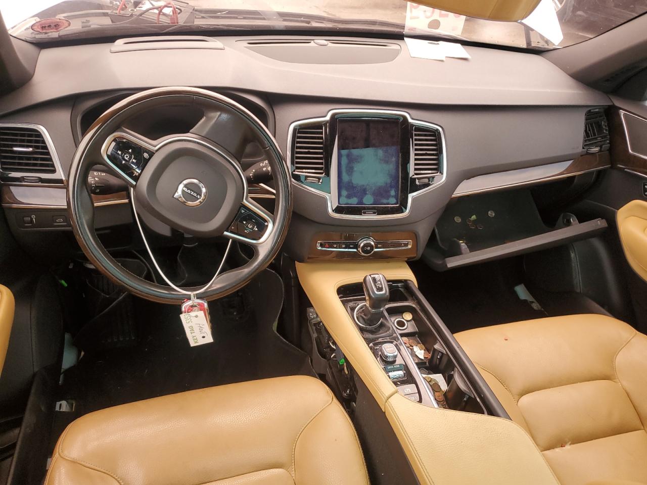 2016 Volvo XC90 - Image 8