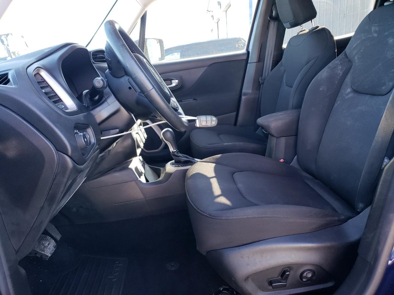 2016 Jeep Renegade - Image 7