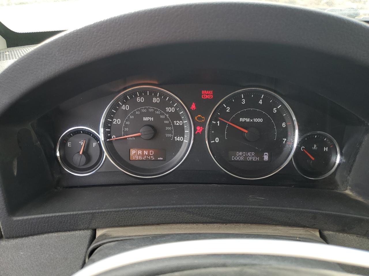 2010 Jeep Grand Cherokee - Image 9